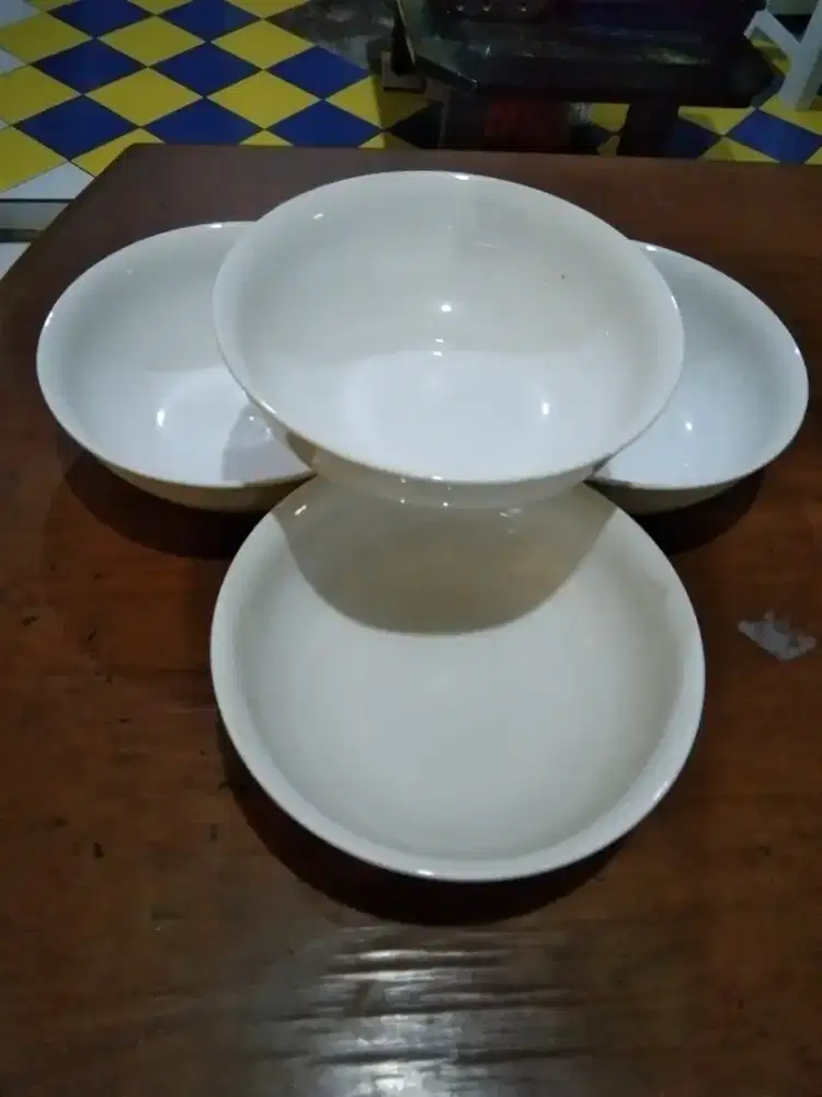 Mangkok keramik diameter 9