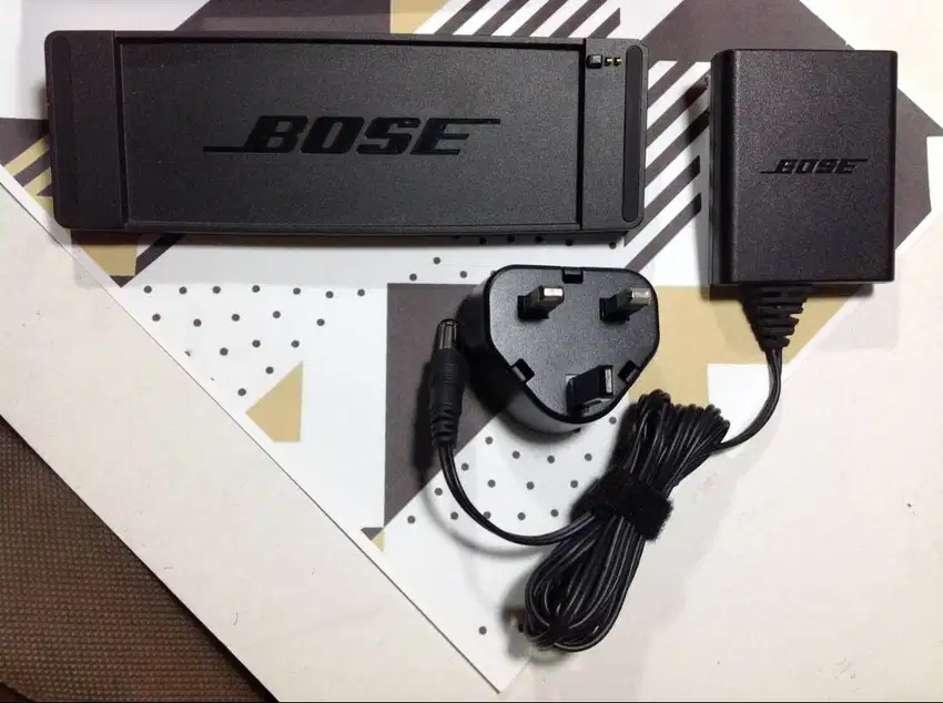 bose soundlink mini I - cabled power adapter & dock ORIGINAL black