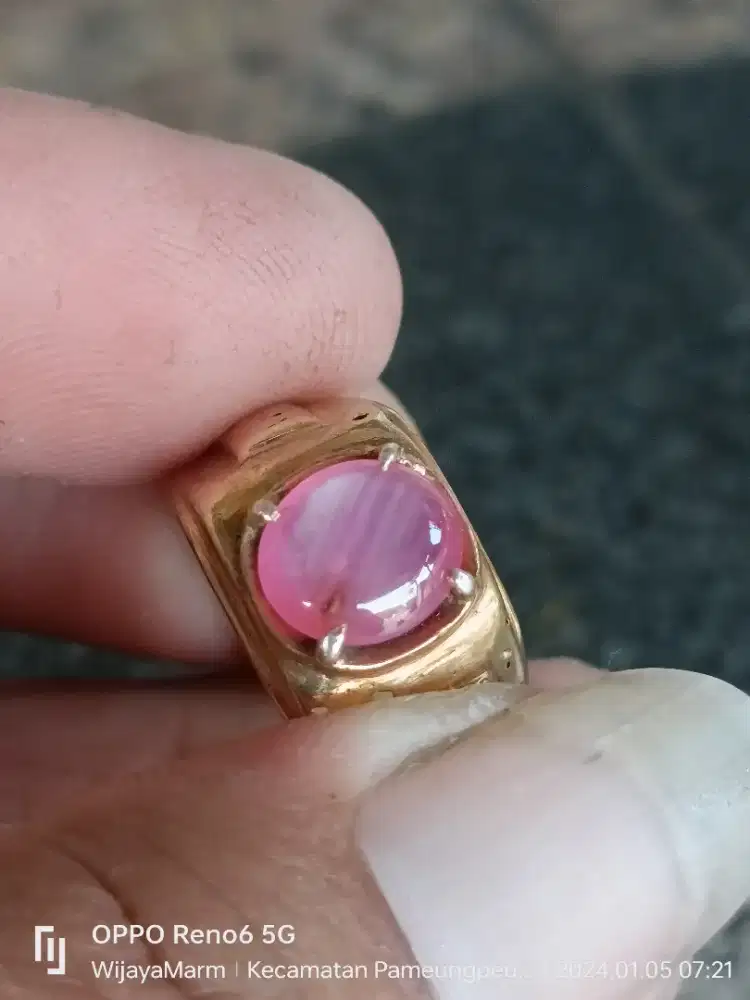 Batu permata Ruby