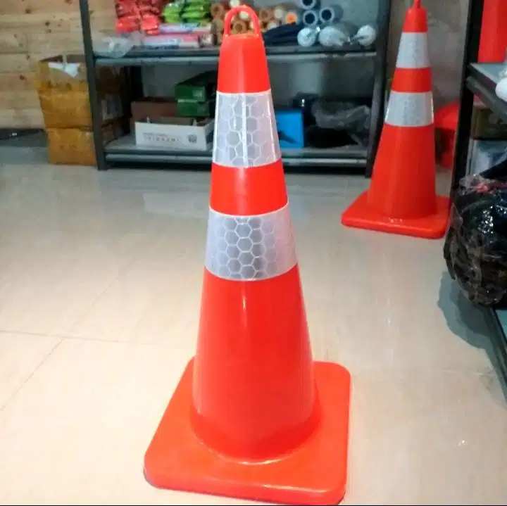 Traffic Cone Rubber Karet Contong Lalu Lintas