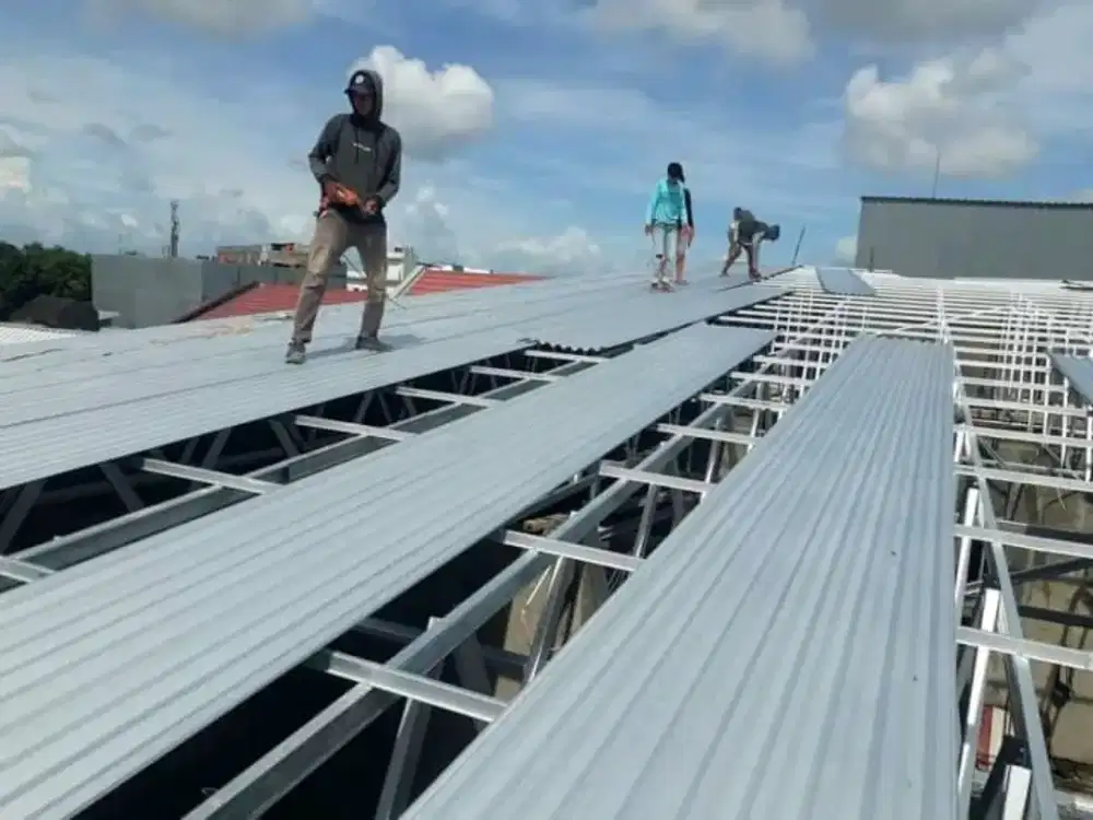 Kanopi baja ringan Renovasi atap lama gudang pabrik dll