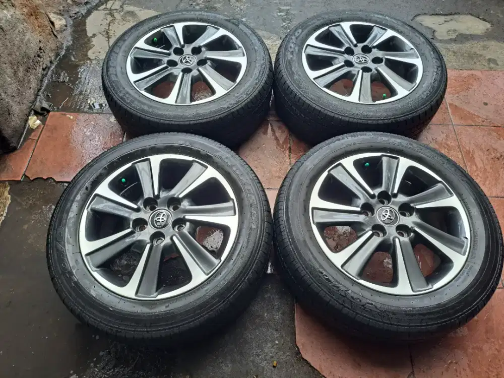 Velg mobil toyota voxy ring 16 cocok buat innova gran max nav dll