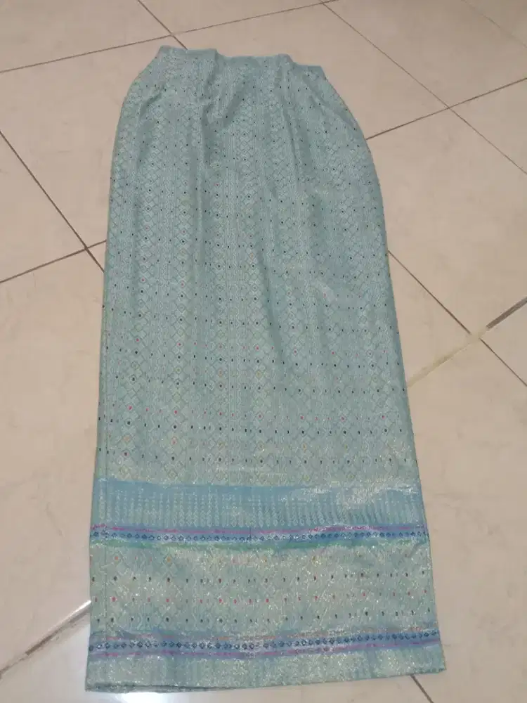 Rok motif songket
