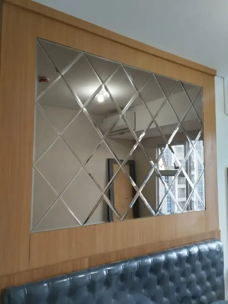 Backdrob kombinasi kaca bevel