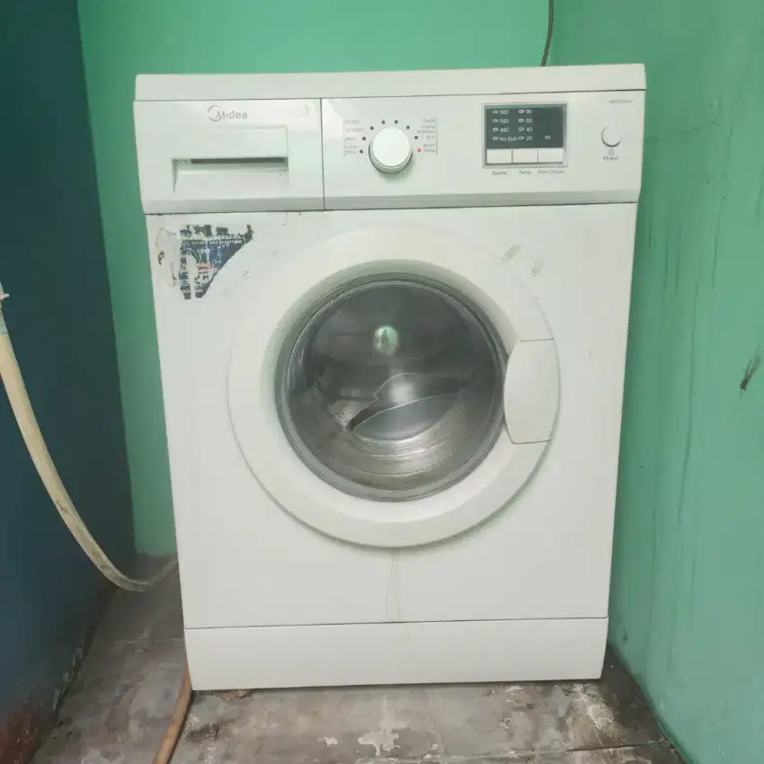 Mesin cuci Midea type MFS755804