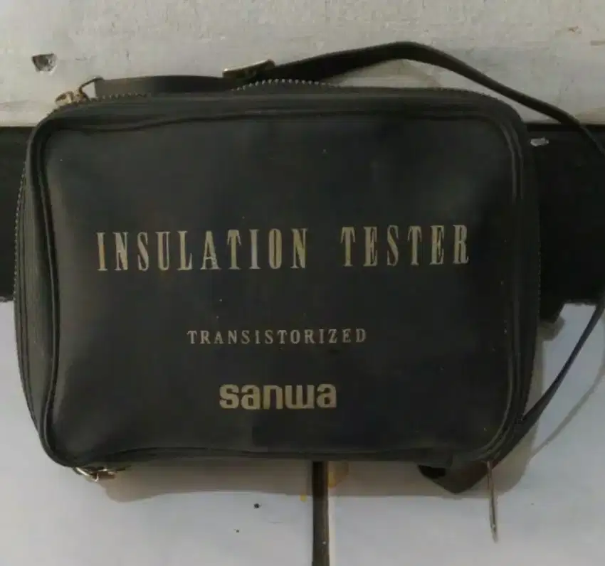 TESTER insulation transistorized