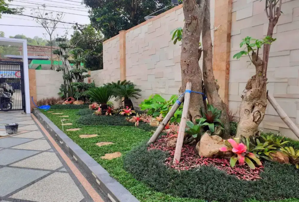 Tukang taman terdekat