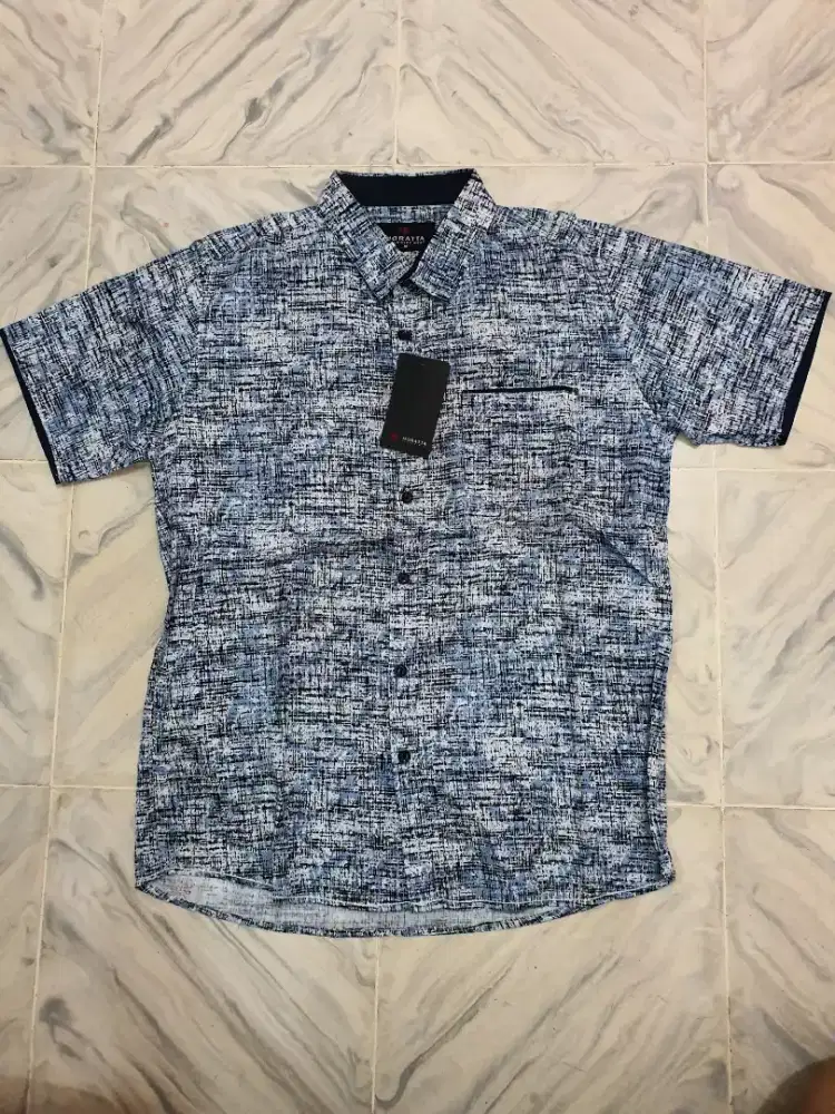 Kemeja pria merek Moratta size M