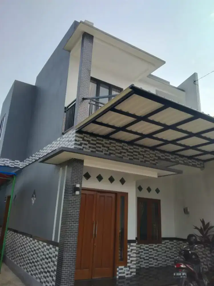 Disewakan rumah 2 lantai