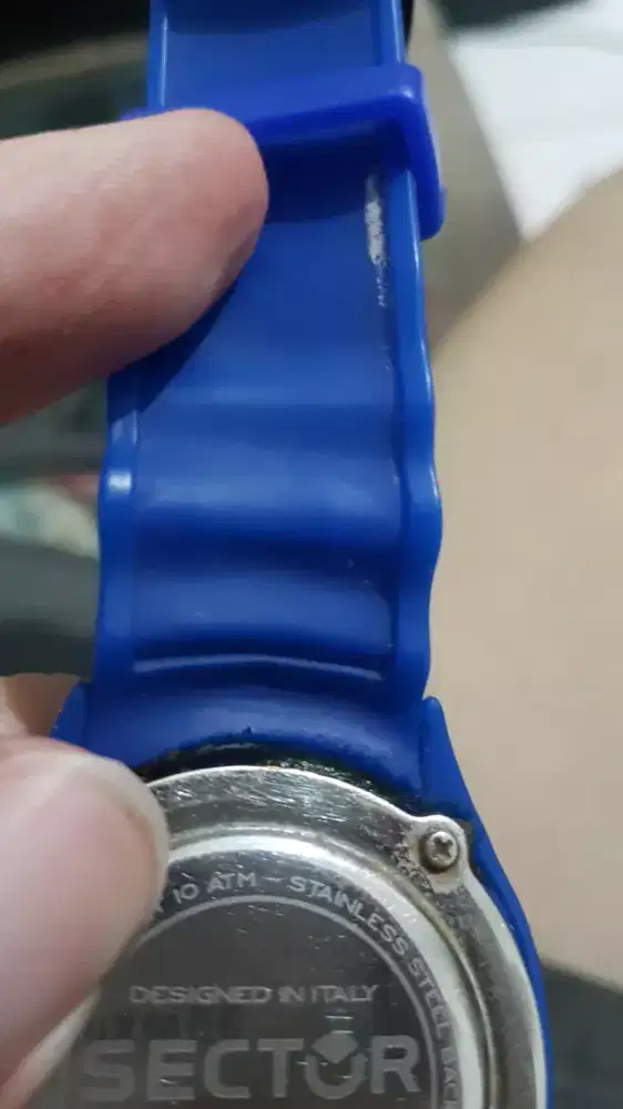 jam motogp edisi yamaha. tag jorge lorenzo