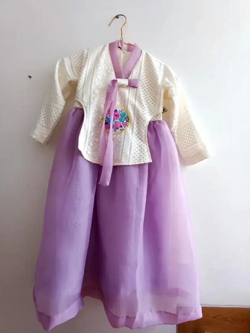 Baju Tradisional Korea Anak Perempuan