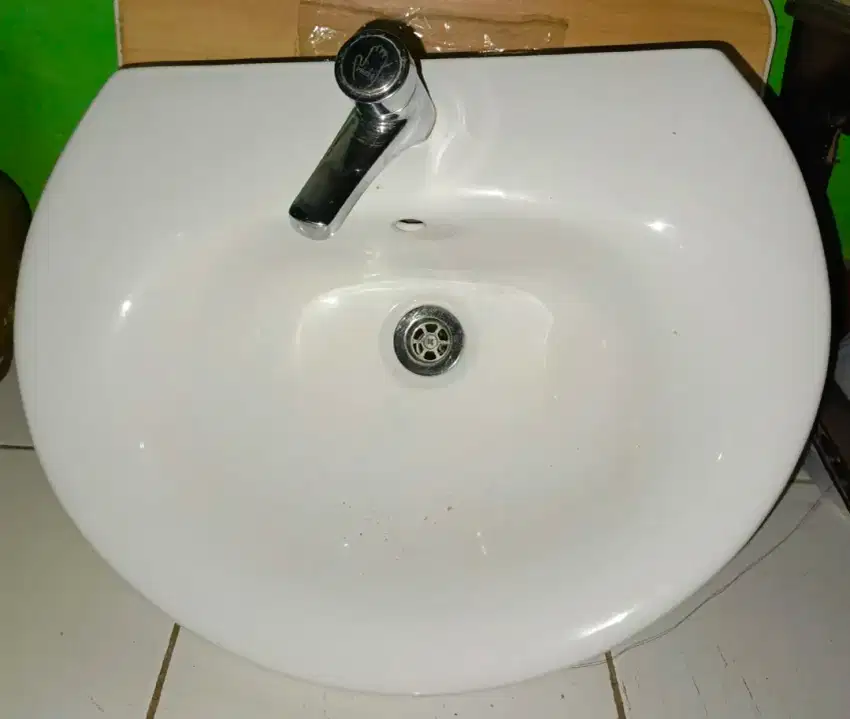 Wastafel Cuci Tangan