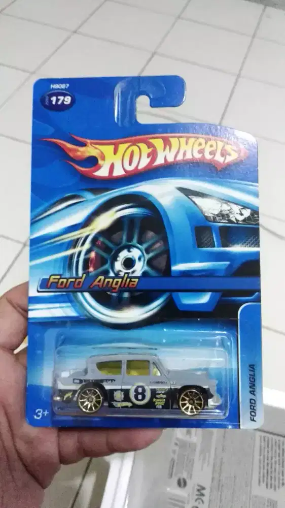 Dijual diecast ford anglia