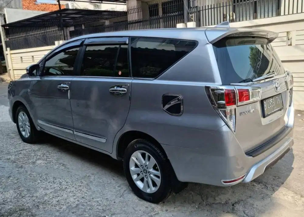 Toyota Kijang Innova Reborn 2.0 G AT 2016/17 Silver Sgt Istimewa Skli ...