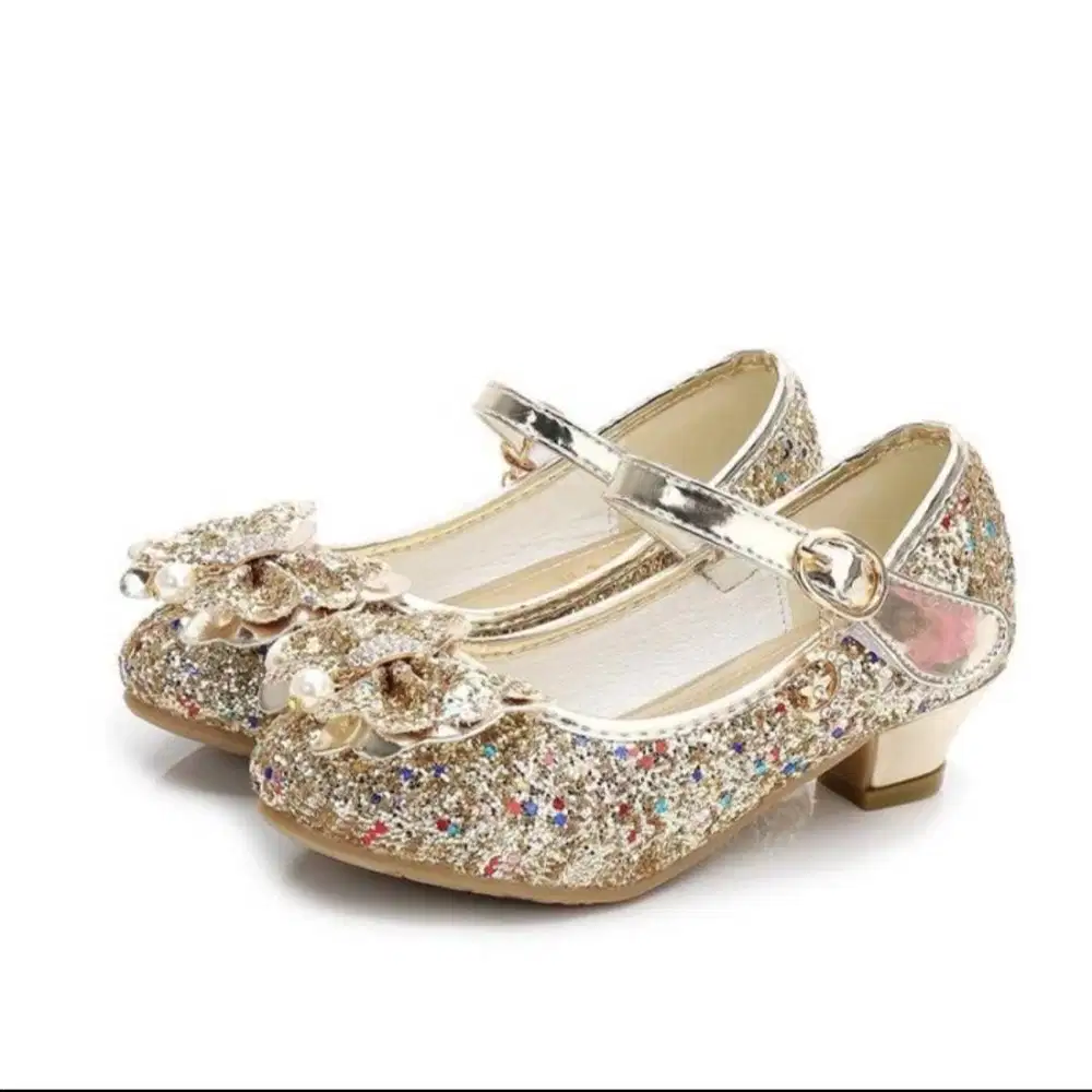 Dijual sepatu heels cinderella bling gold new