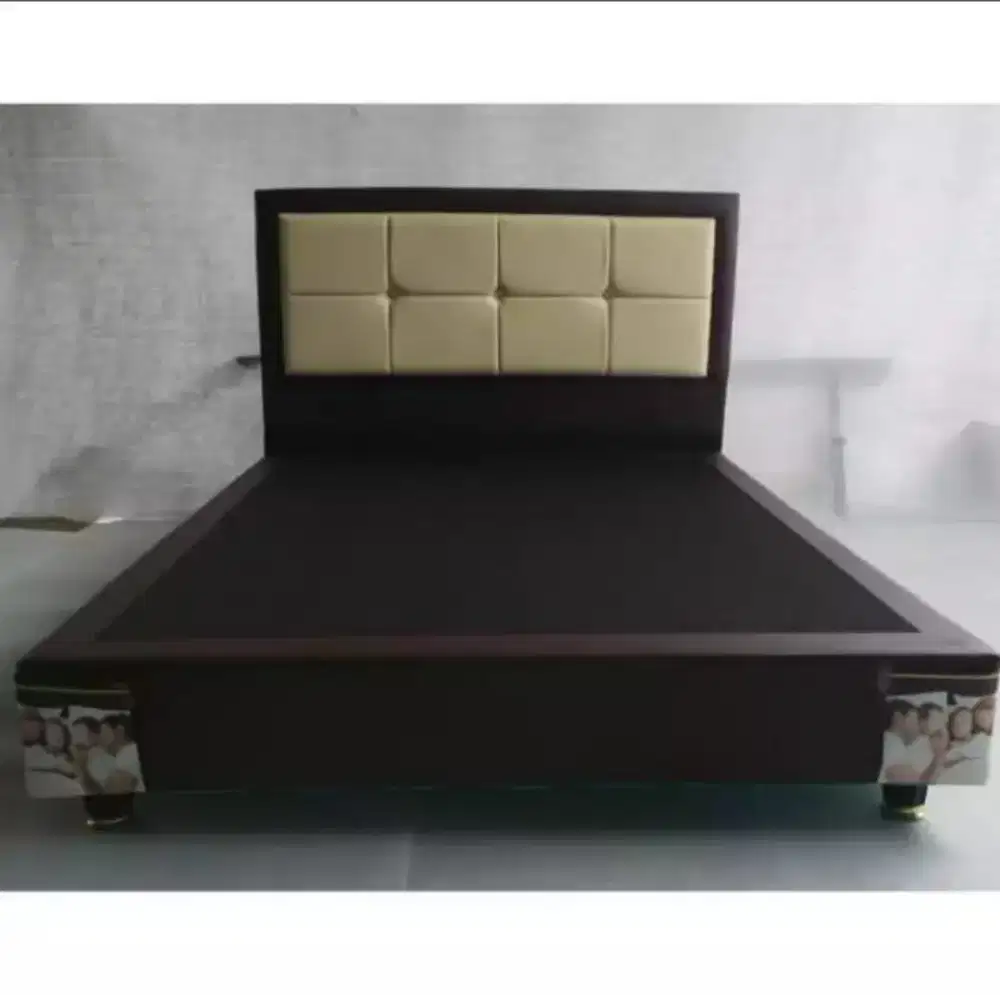 dipan Divan sandaran modern