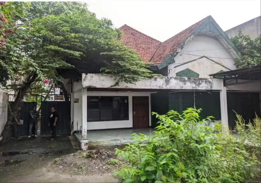 DIJUAL BANGUNAN HITUNG TANAH JL.RAYA ARJUNA SURABAYA