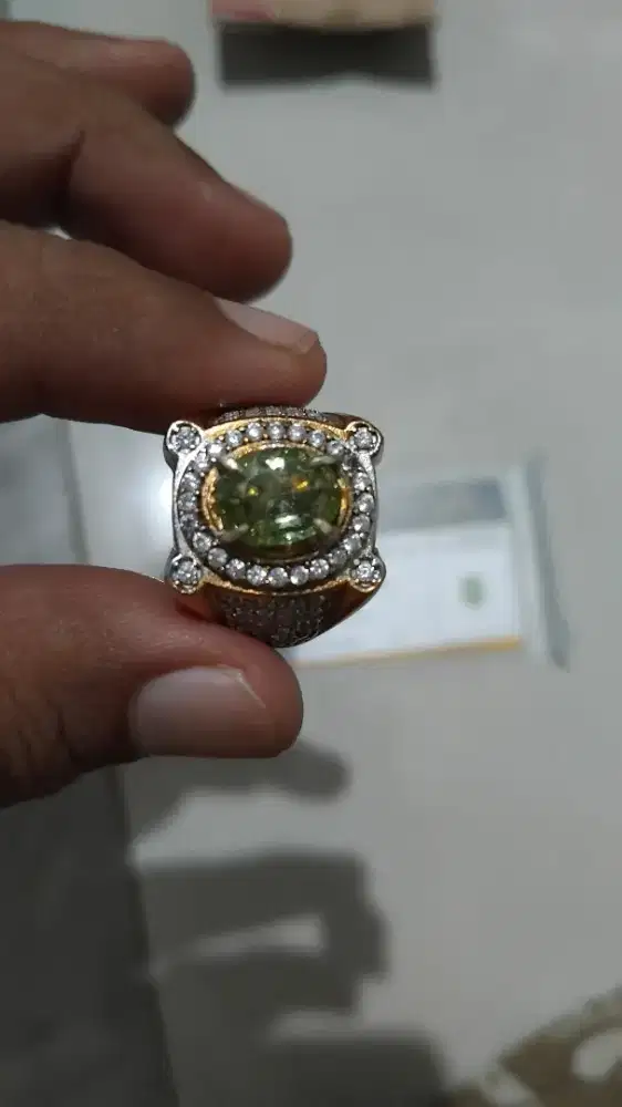 Natural Tourmalin Yellowish green