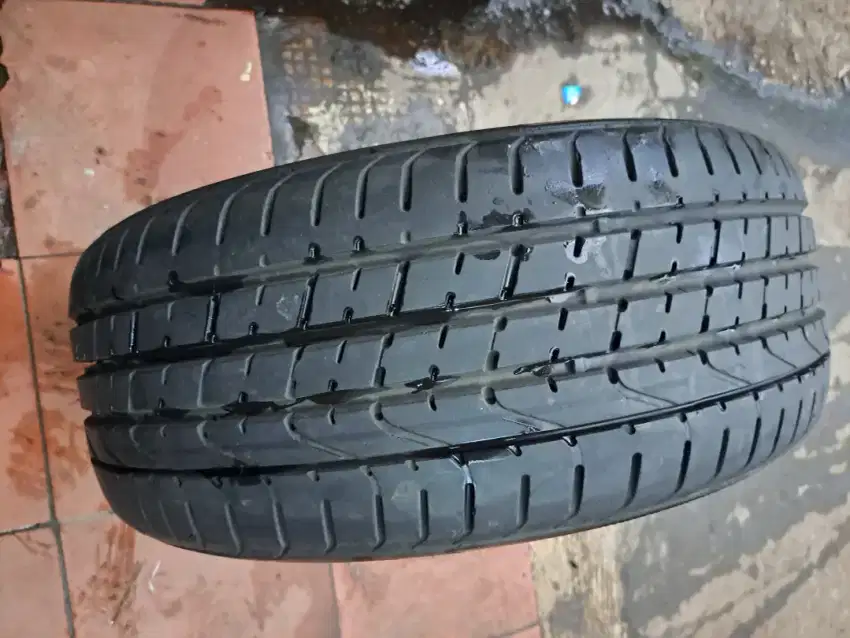 Pirelli p zero 225 40 18 run flat rft