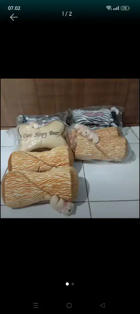 Bantal kepala sandaran jok mobil