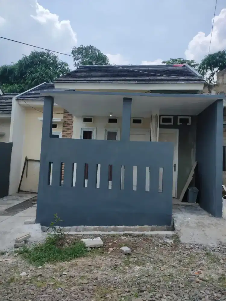 Di kontrakan Rumah di Cinangka Depok