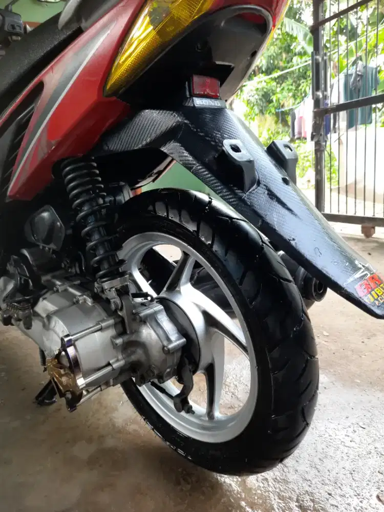 HONDA Vario 110 karbu