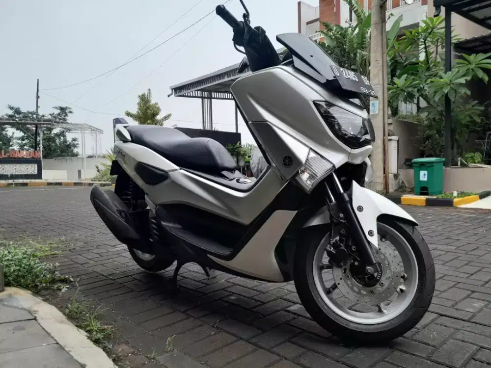 Yamaha Nmax 2016 putih white - Motor Bekas - 914848068