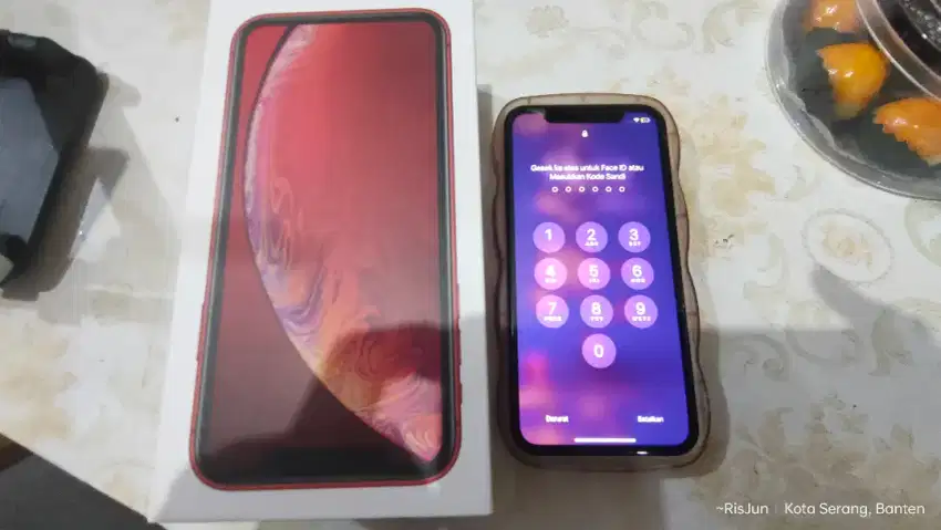 Iphone XR LIKE NEW