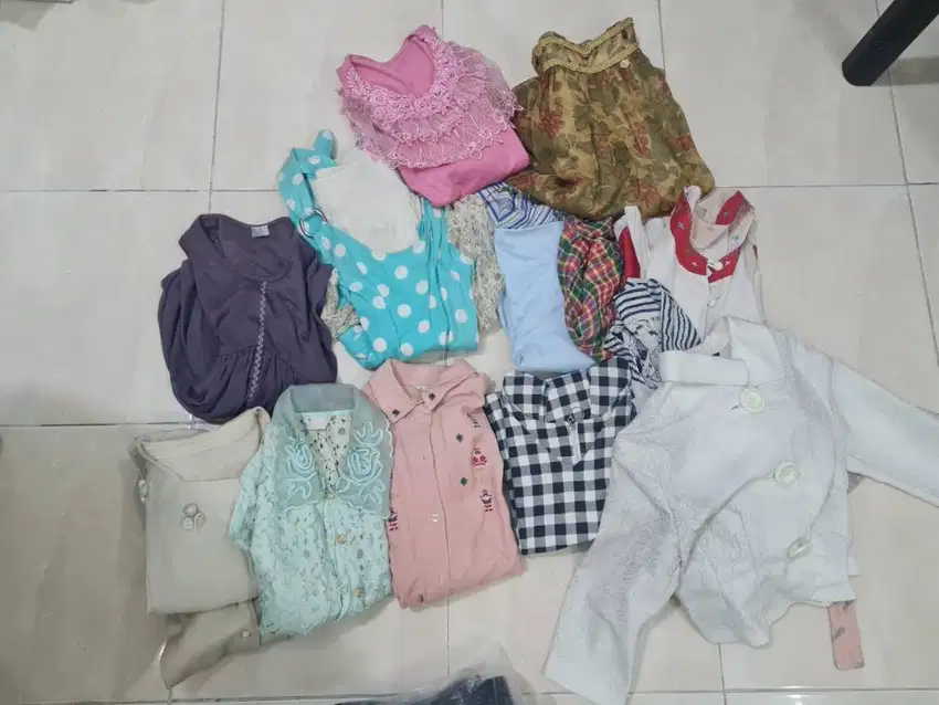 (Beli 10 Gratis 1) Obral Baju-baju Wanita (Bekas)