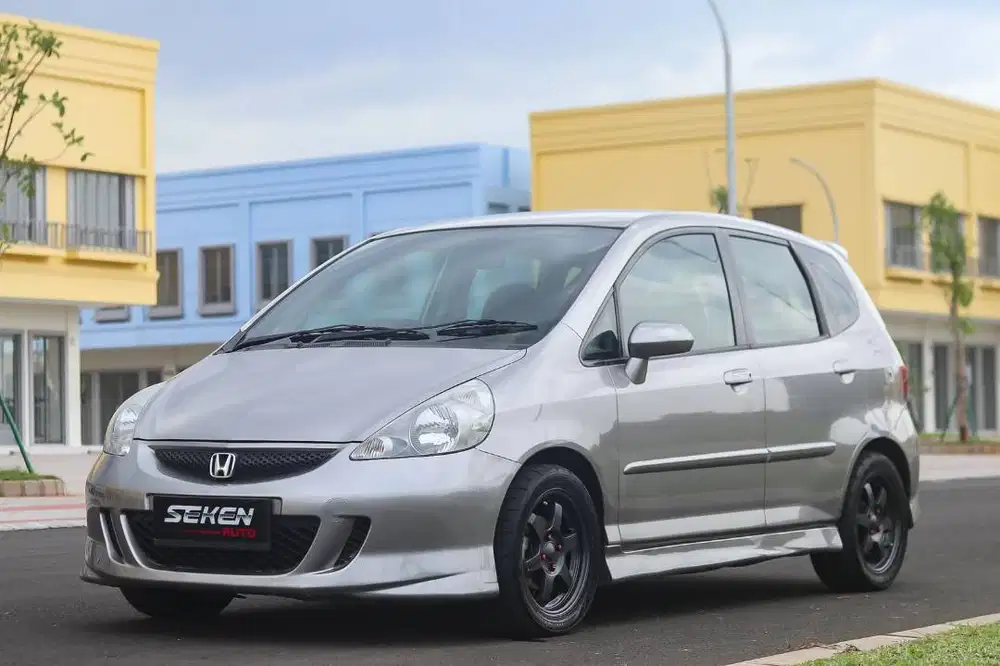 Honda Jazz 1.5 Vtec GD3 matic 2007 jdm Style - Mobil Bekas - 914880709