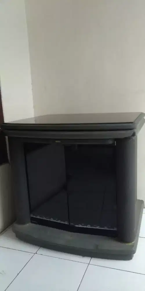 Rak mejanya tv merk SEGA