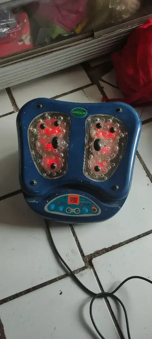 ALAT PIJAT KAKI GETAR INFRARED KONDISI MATI