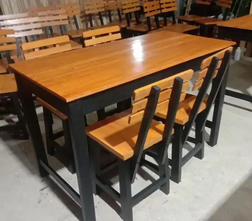 meja kursi makan caffe resto & warmindo