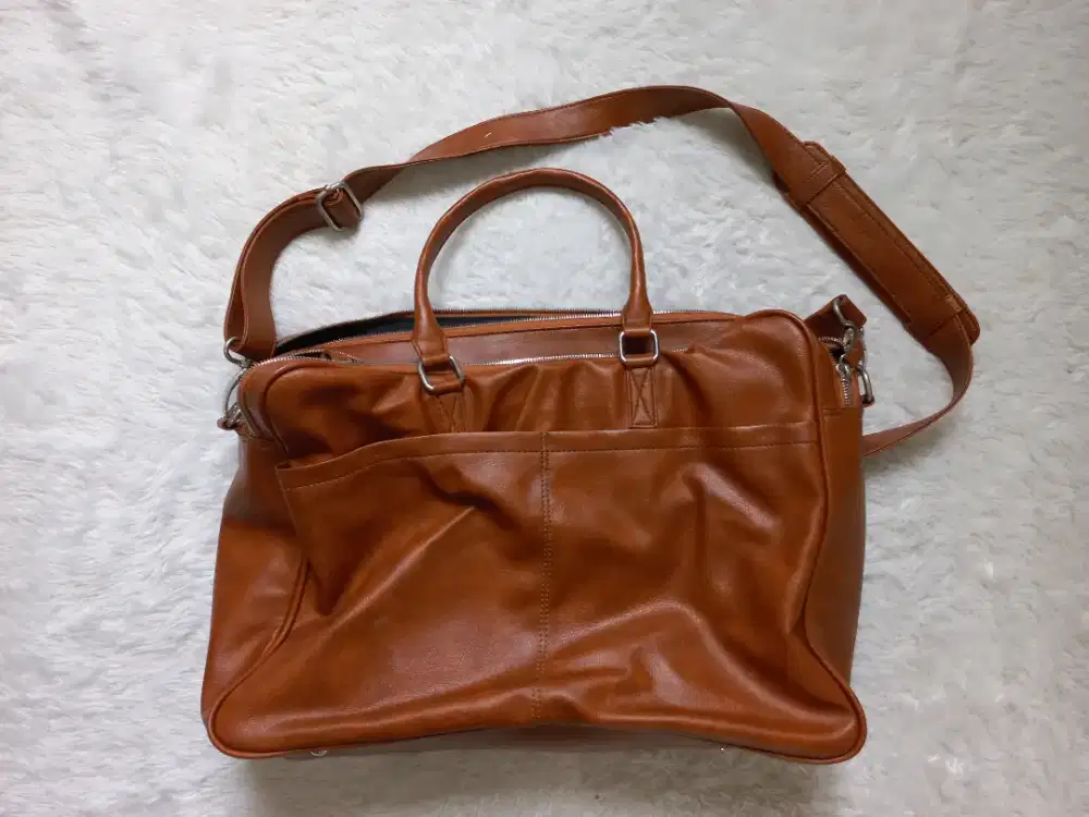 Brown Synthetic Leather Laptop Office Sling Bag (Tas Laptop)