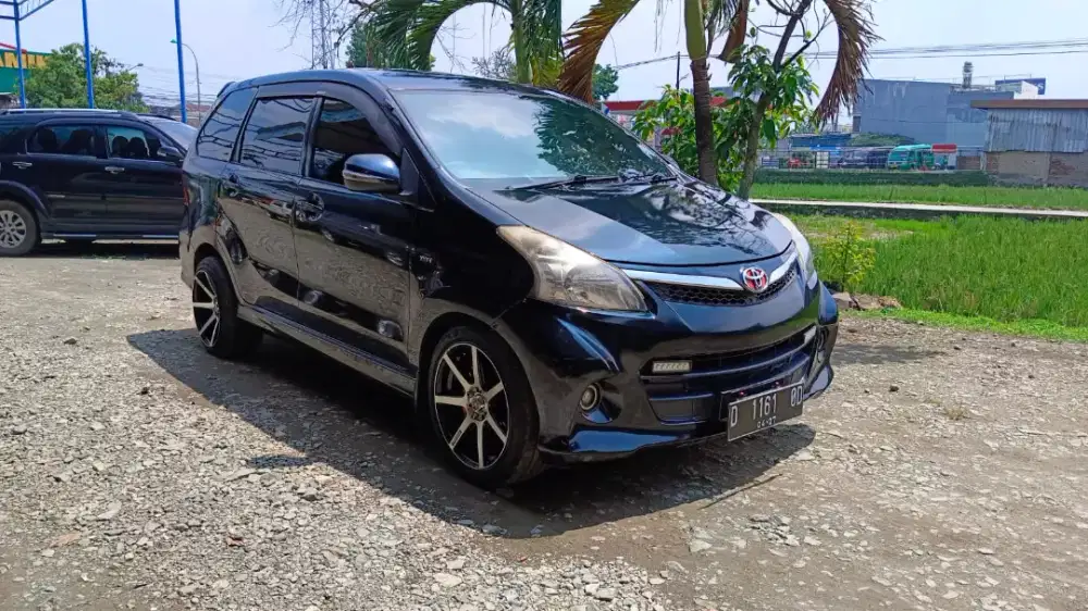 Toyota Avanza Veloz Manual Mobil Bekas