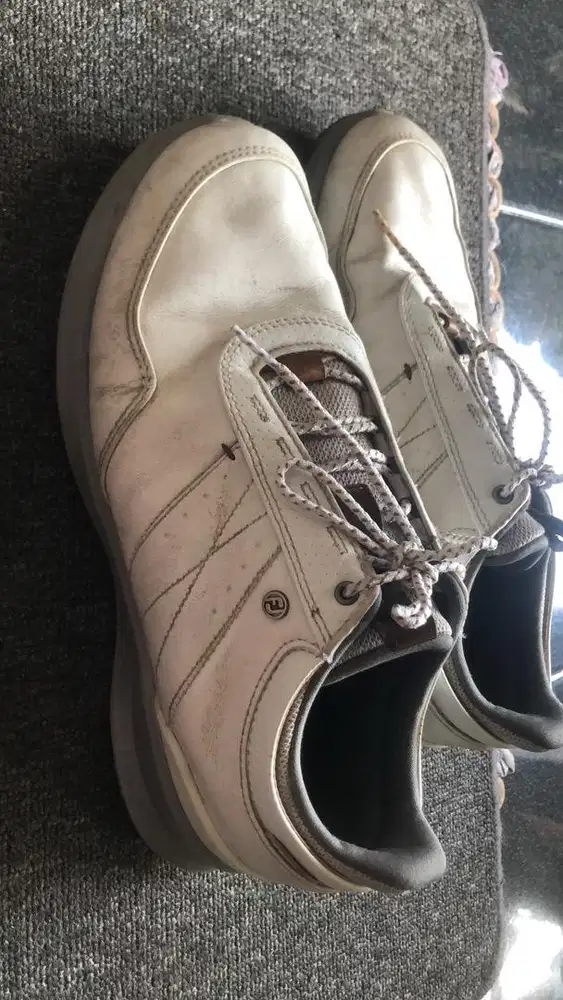 Jual sepatu golf kulit