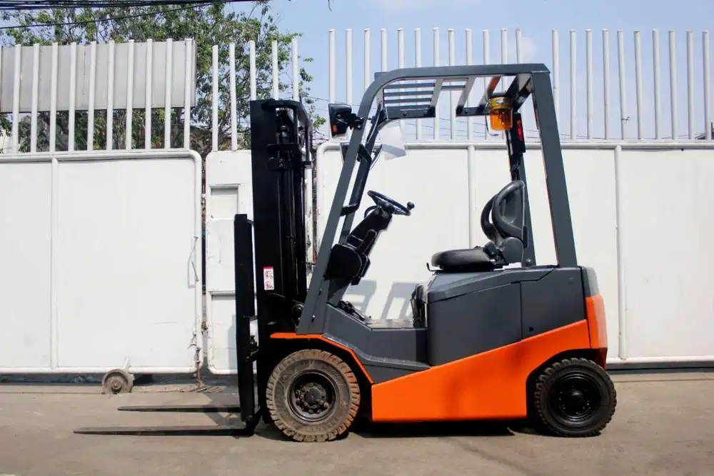 Forklift Elektrik Bekas Toyota 1.5 Ton Bergaransi