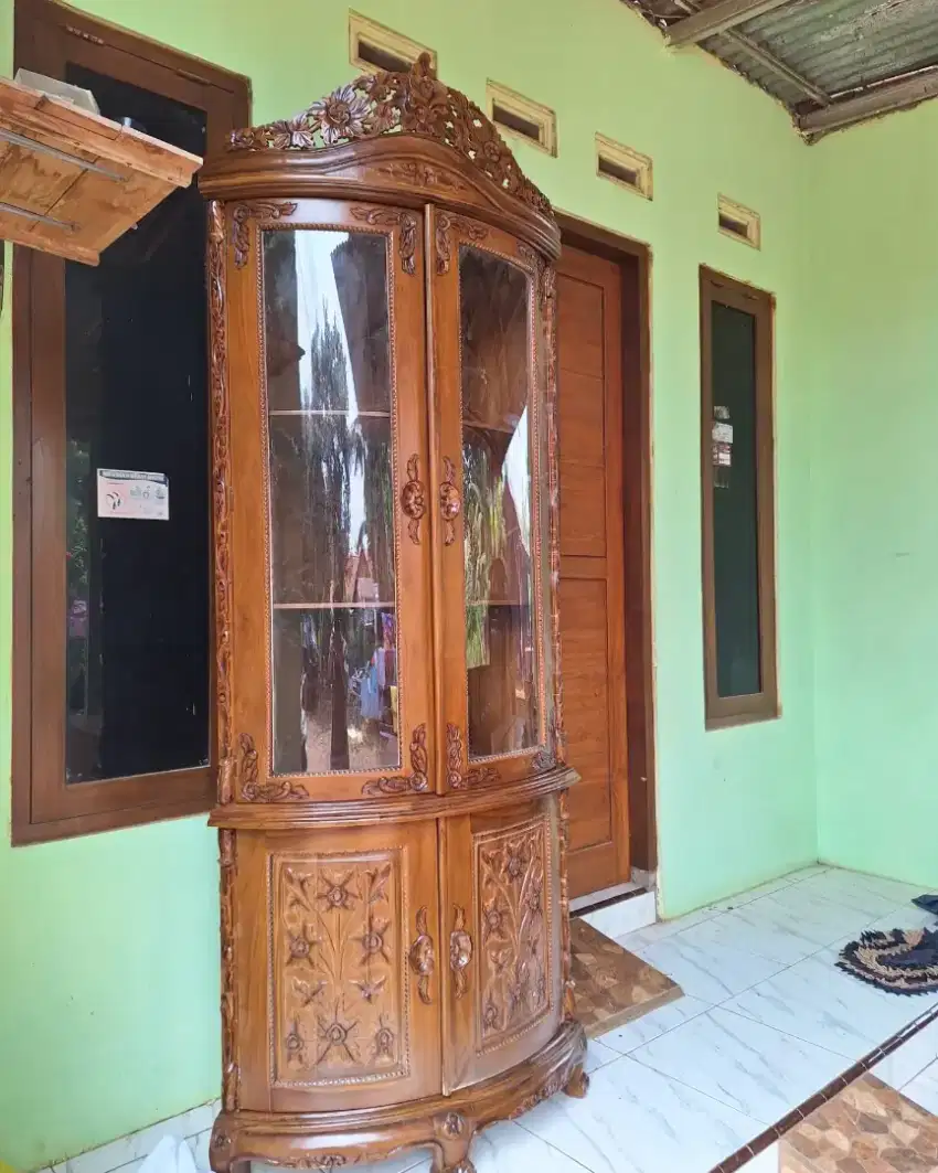 Lemari Sudut Mawar Kayu Jati