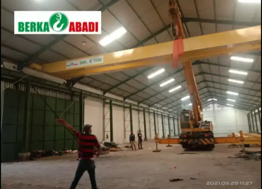 Hoist crane dan lift barang