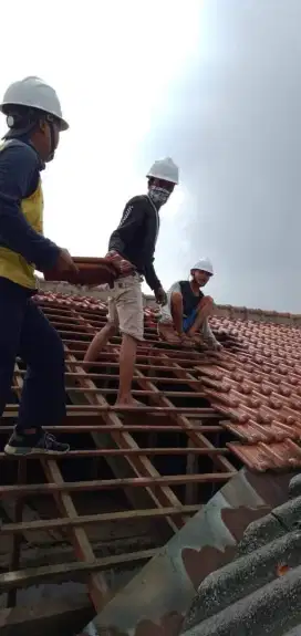 BAJA RINGAN SNI~RENOVASI BONGKAR ATAP LAMA~KANOPI BAJA RINGAN~DLL