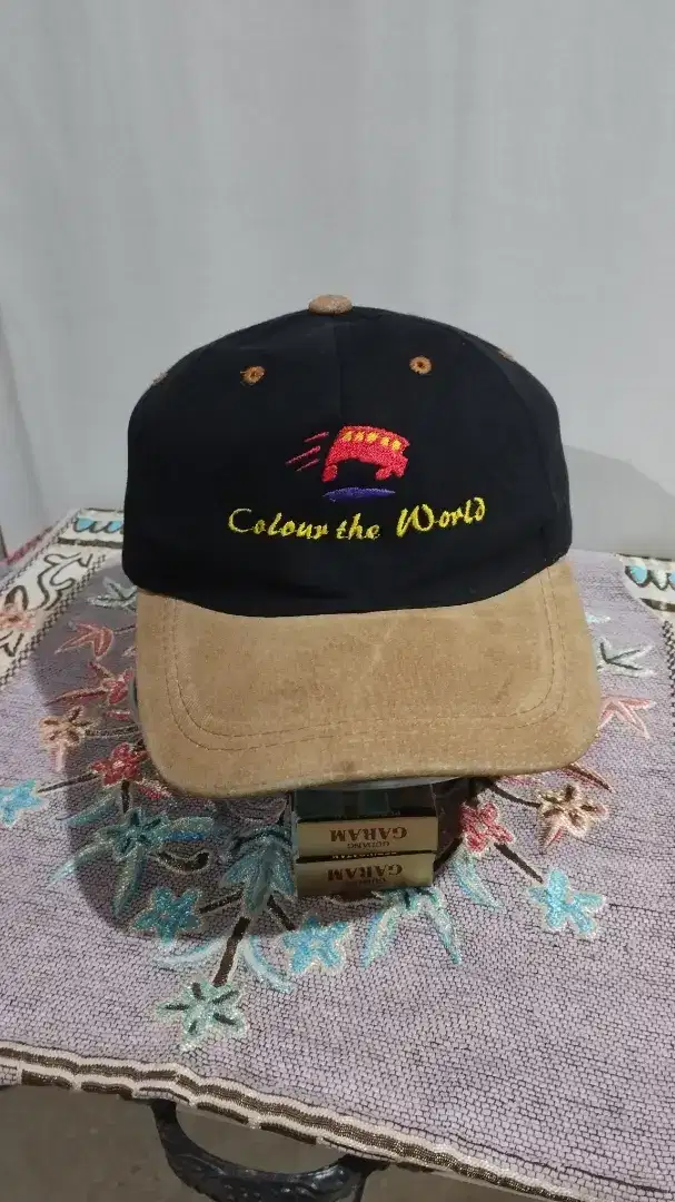 Caps James Harvest 
Colour The World
All size
Full tag