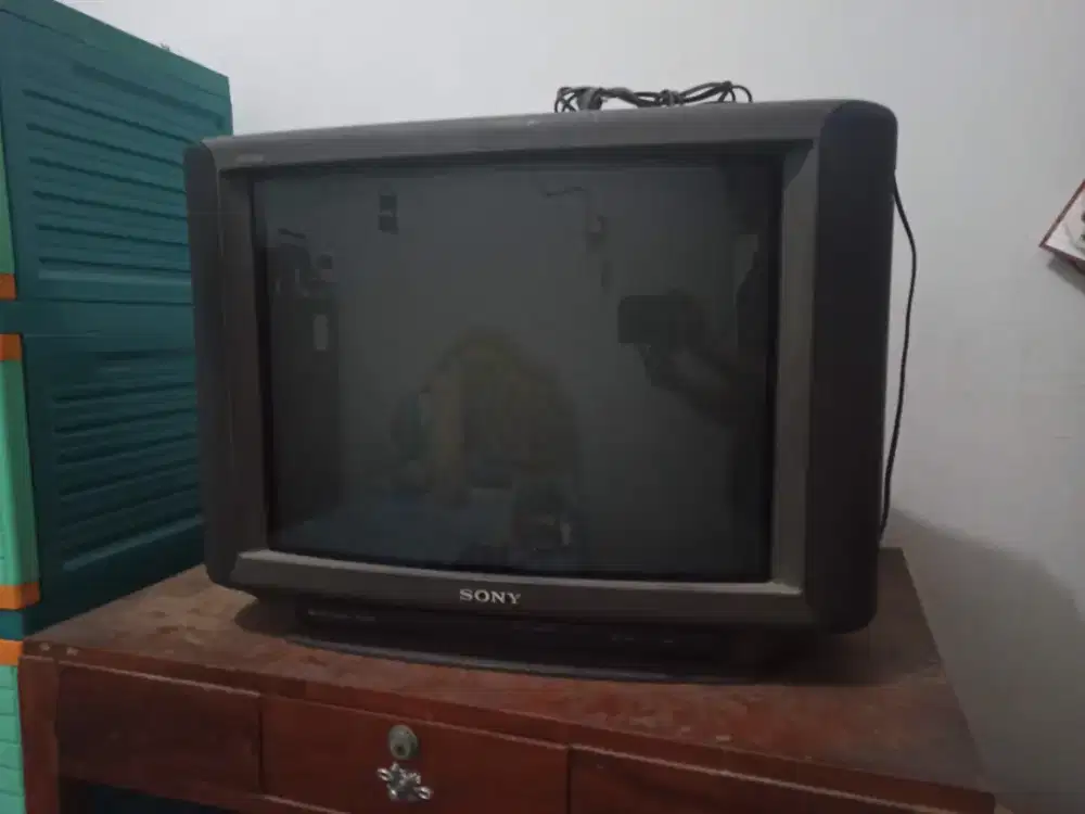 TV Sony 25 inch
