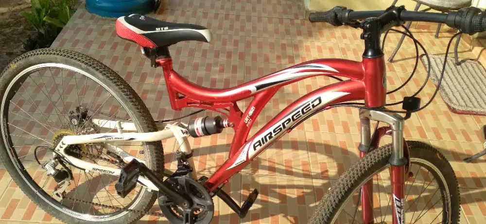 Sepeda bekas, jarang pakai