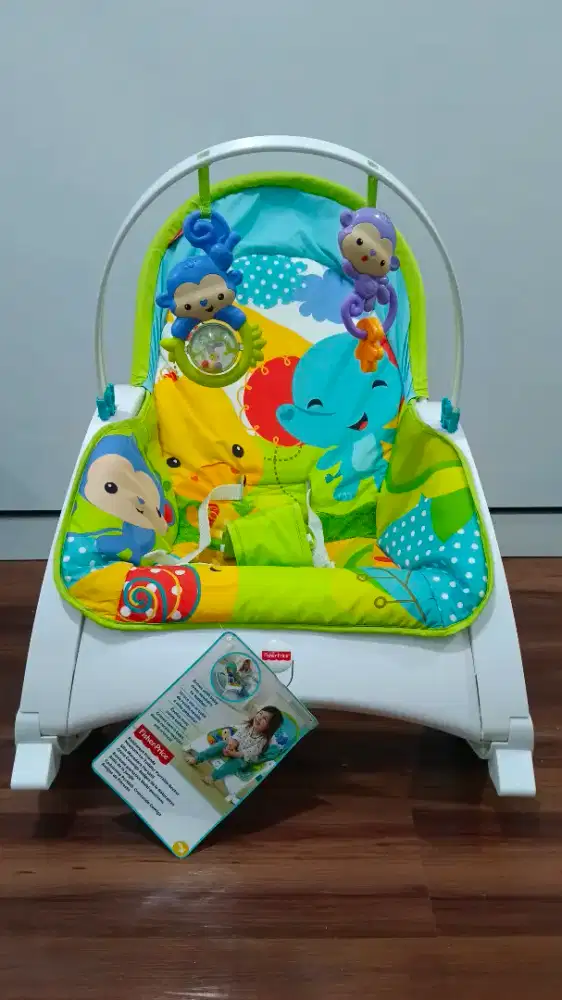 Kursi goyang bayi Fisher Price