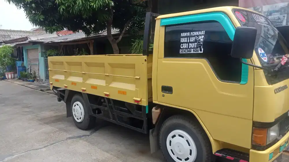 Truk engkel pindahan kontrakan