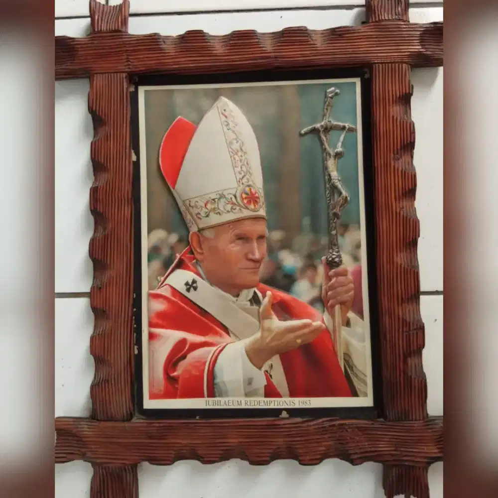 Hiasan dinding 3 D gambar Paus Katolik