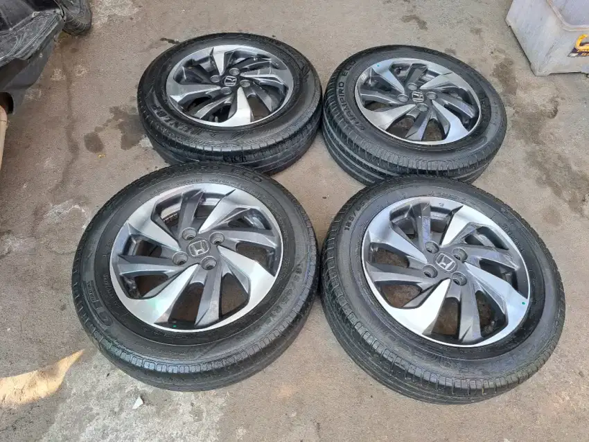 Velg mobil honda mobilio ring 15 bisa tt