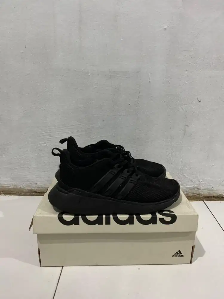 Sepatu adidas outlet eqt warna hitam