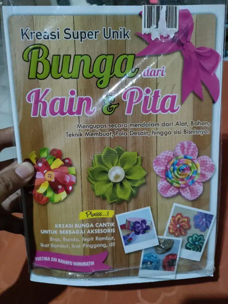Buku kreasi unik pita