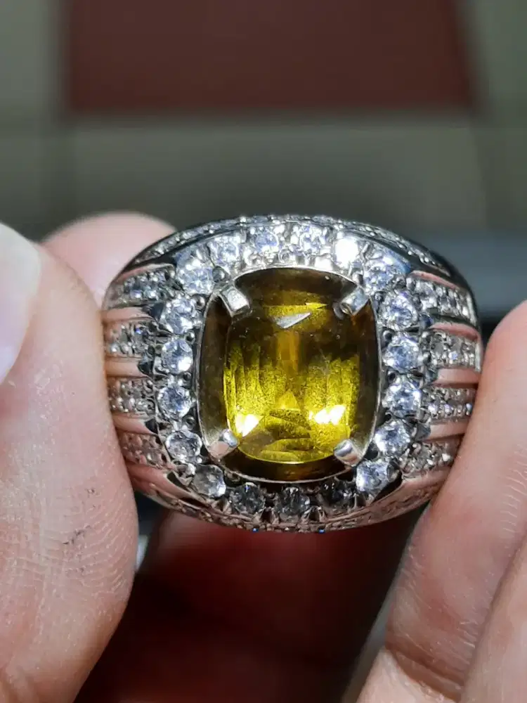 Natural Yellow Sapphire Corundum